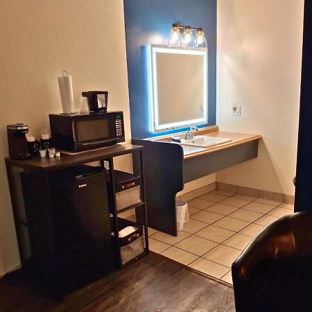Shady Acre Inn And Suites Брансон-Уэст Экстерьер фото