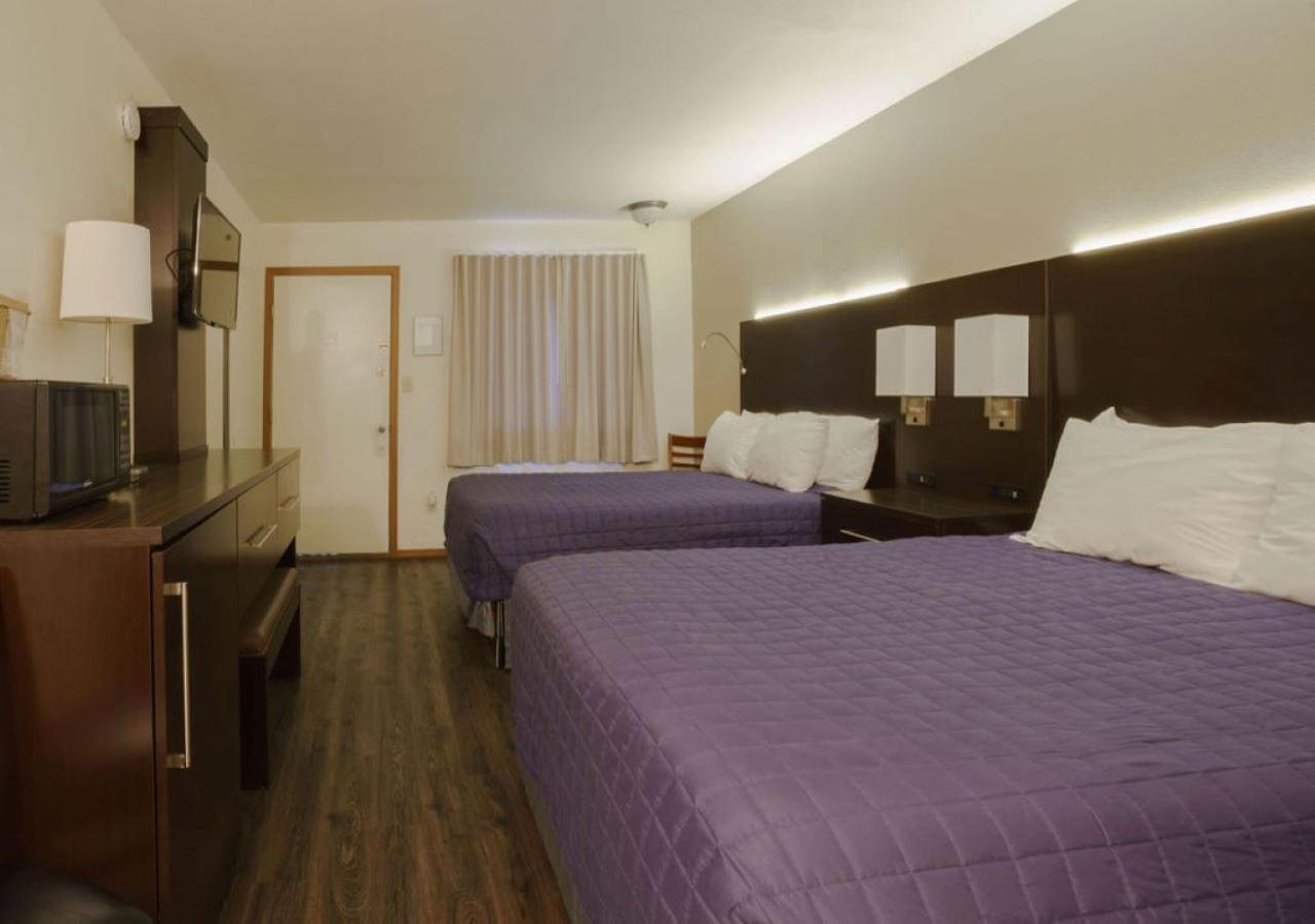 Shady Acre Inn And Suites Брансон-Уэст Экстерьер фото